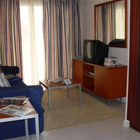 Ramada Residences By Wyndham 4* אדחה