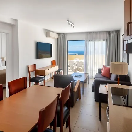 Aparthotel Ramada Residences By Wyndham Costa Adeje (Tenerife)